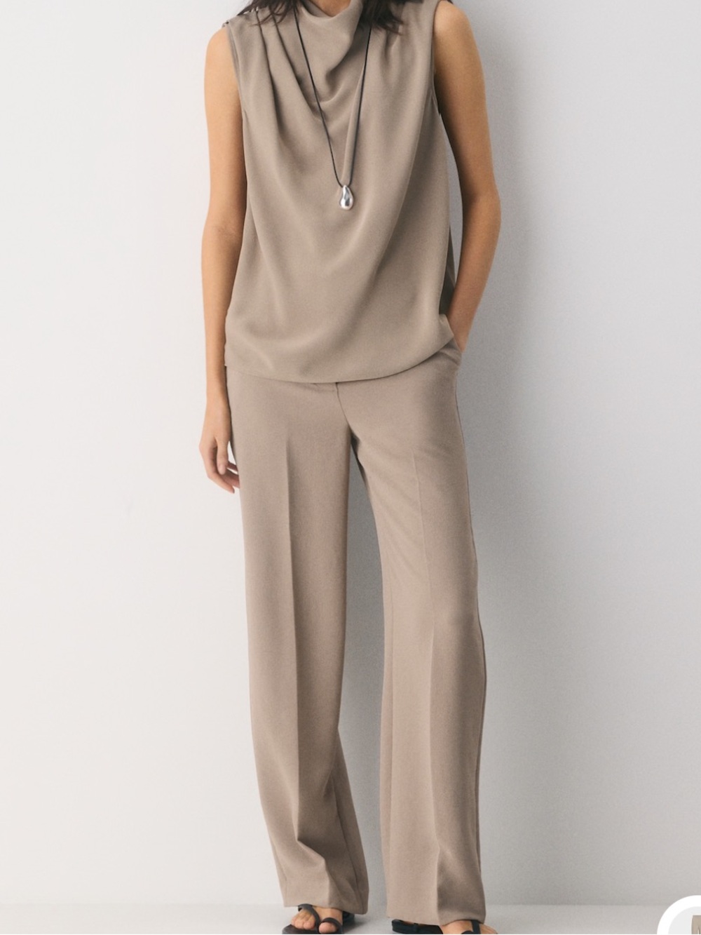 Aritzia Limitless Pants Nomad Taupe size 8